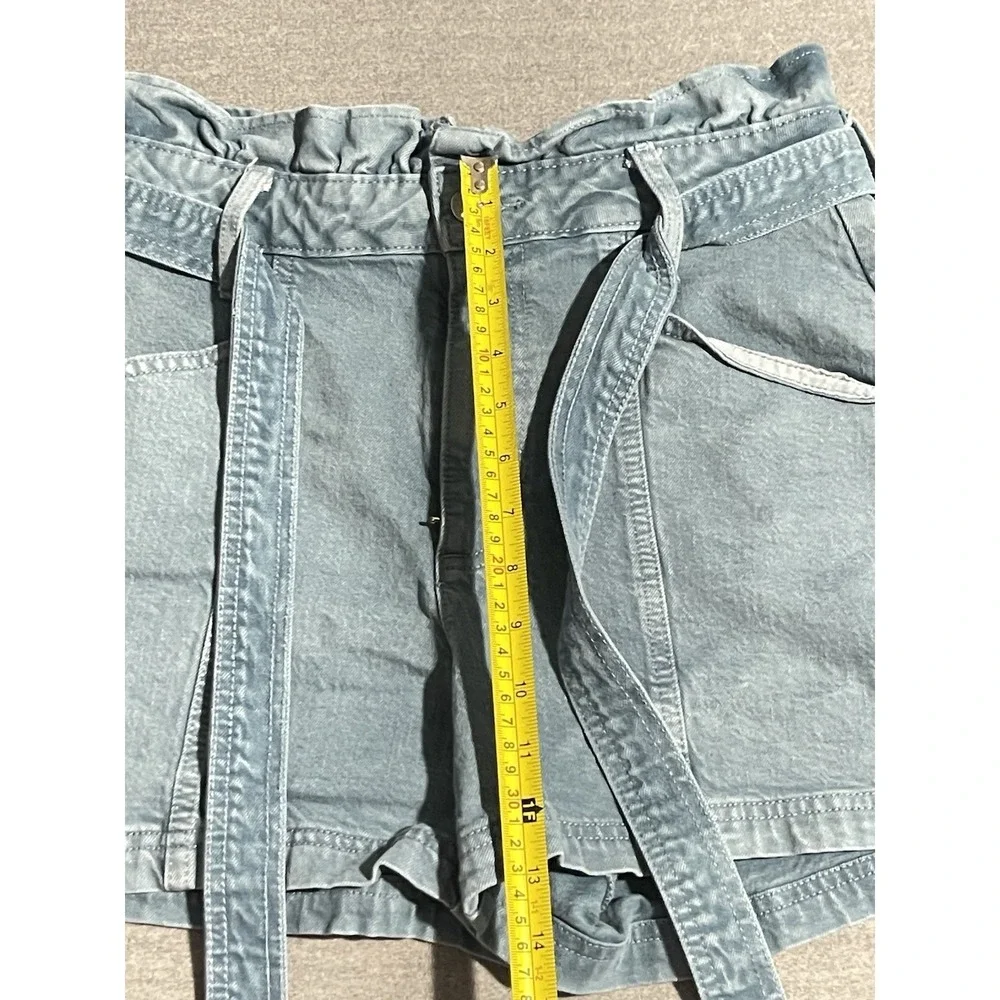 Universal Thread Paperbag Denim Shorts Womens Size 4 27 High Rise Tie Waist Cute
